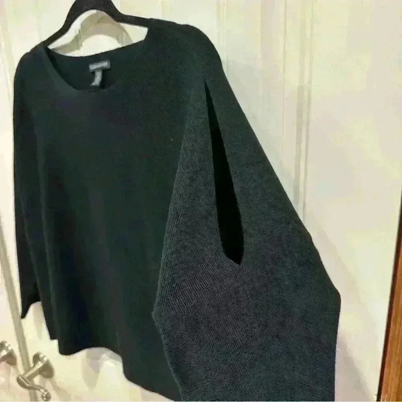 Women’s Eileen Fisher Black Blouse Top Shoulder Slits/Cutout 100%Merino Wool XS - Picture 2 of 13